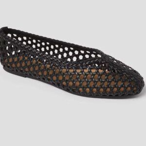 NEW sz 7 lattice Gia Flats Universal Thread Black 7